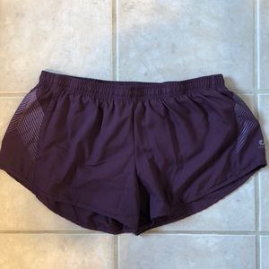 Burgeon Oiselle Distance Shorts